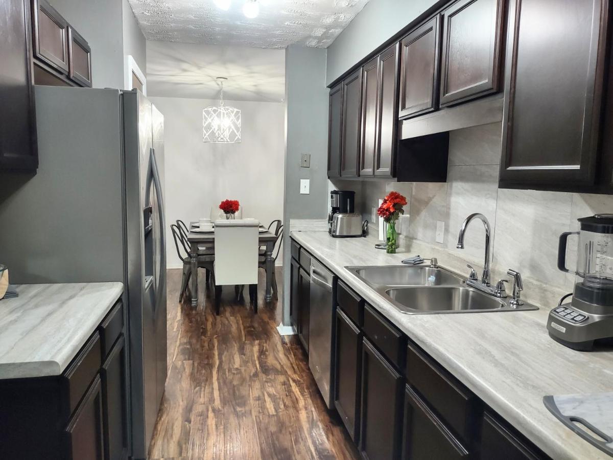Charming Condo In Central Raleigh Zewnętrze zdjęcie